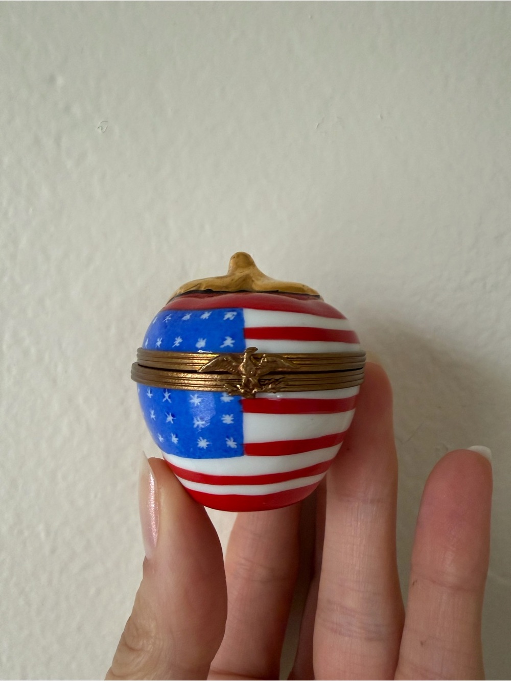 Rare American Flag Big Apple Limoges France Trinket Box